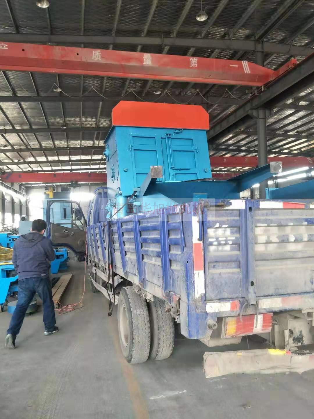 履帶式拋砂除銹設備